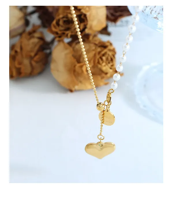 Gold_Good_Luck_Heart_Necklace_For_Women
